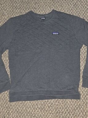 Patagonia Dark Gray Crewneck Sweatshirt